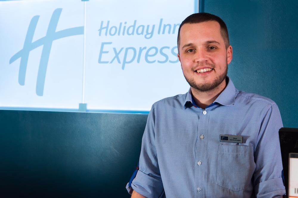 Express By Ihg 3*