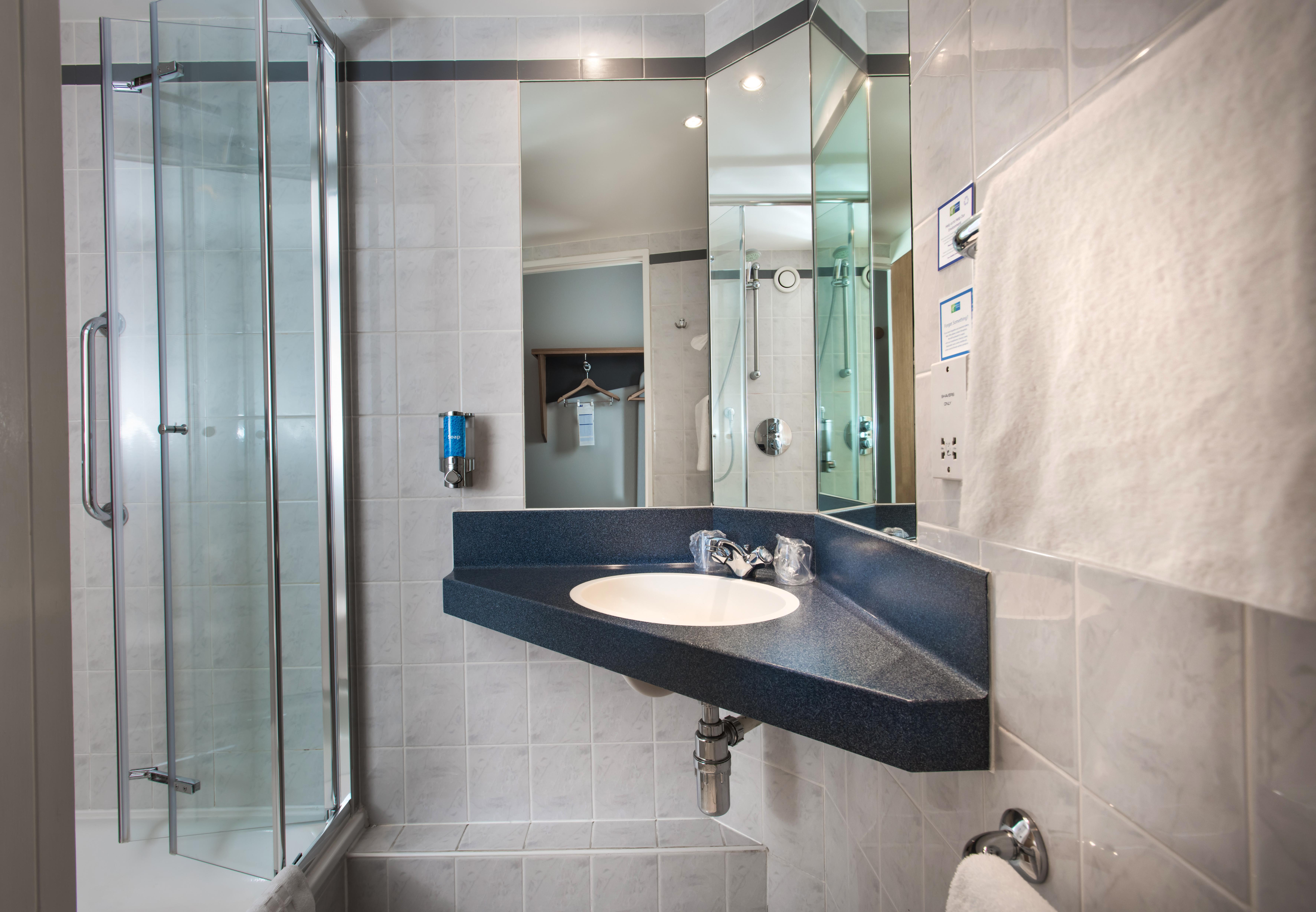 Express By Ihg 3* Newport (Gwent)