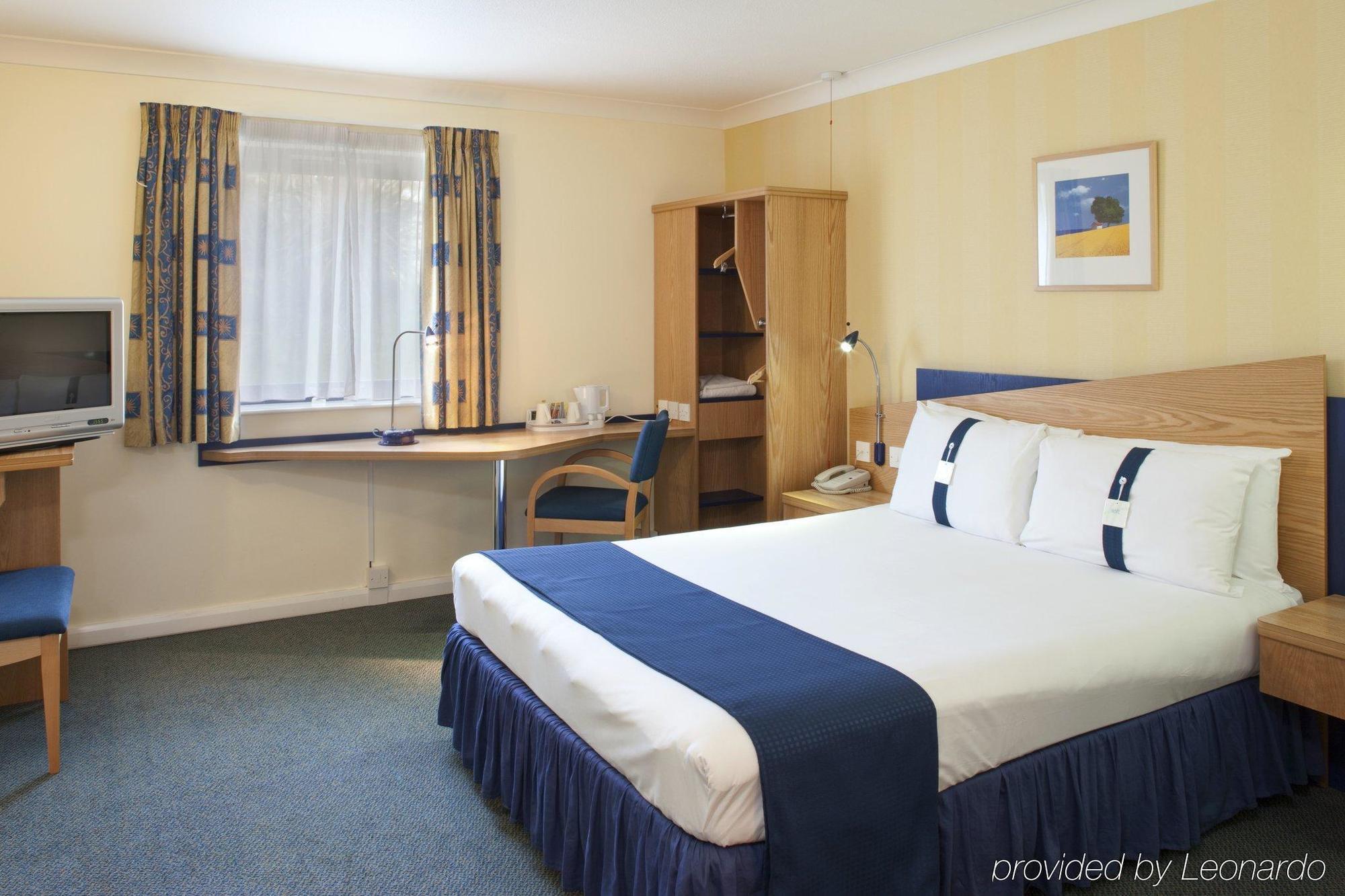 Express By Ihg Hotel