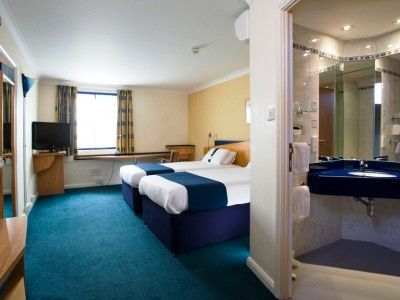 Express By Ihg Hotel