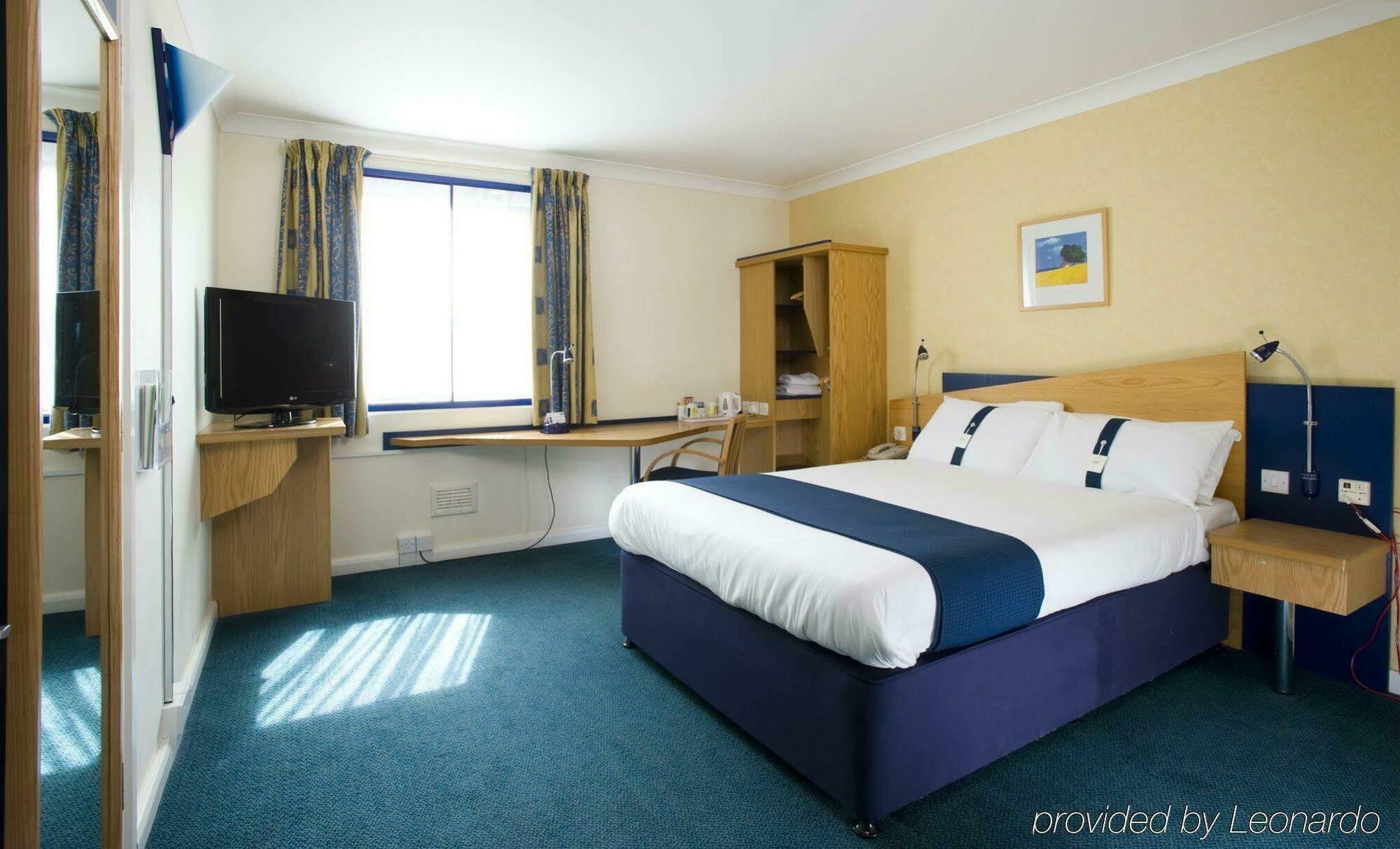 Express By Ihg Hotel
